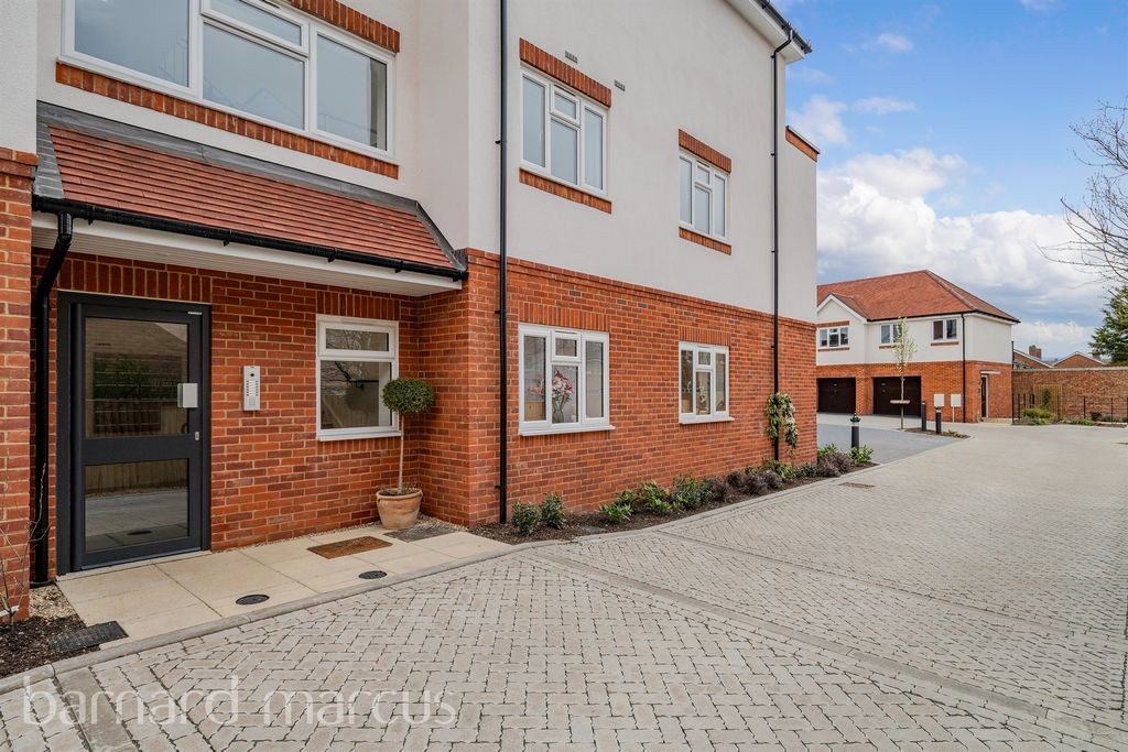 Additional image 16 of 2 bed flat for saleRuxley Lane, Epsom KT19