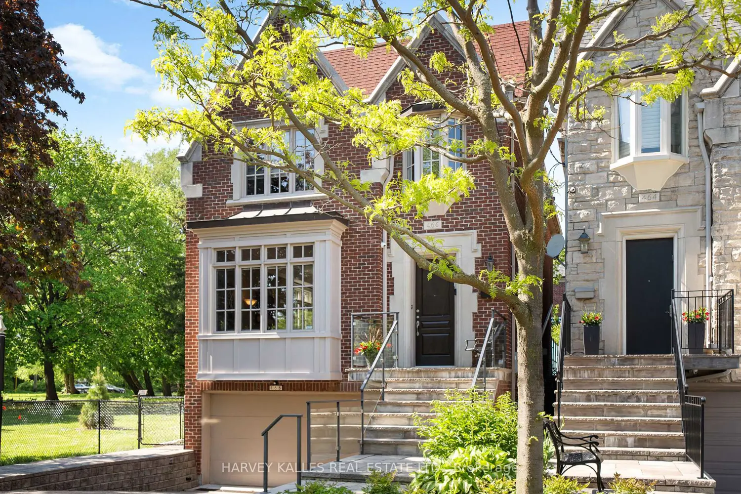 466 Glengarry Avenue