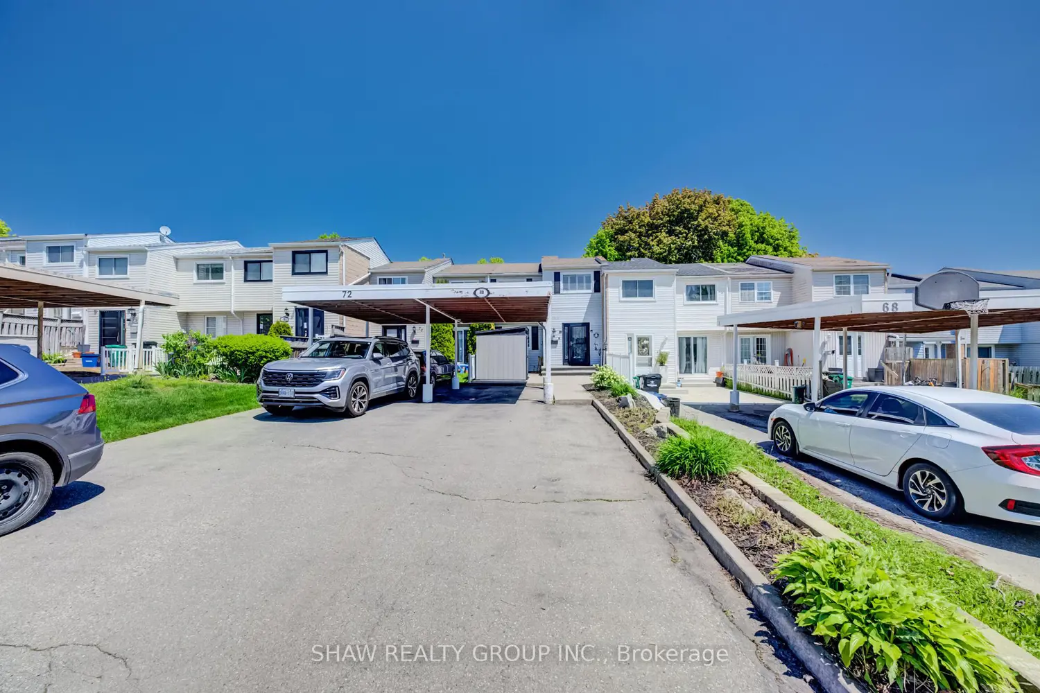 70 Frobisher Court photo 4