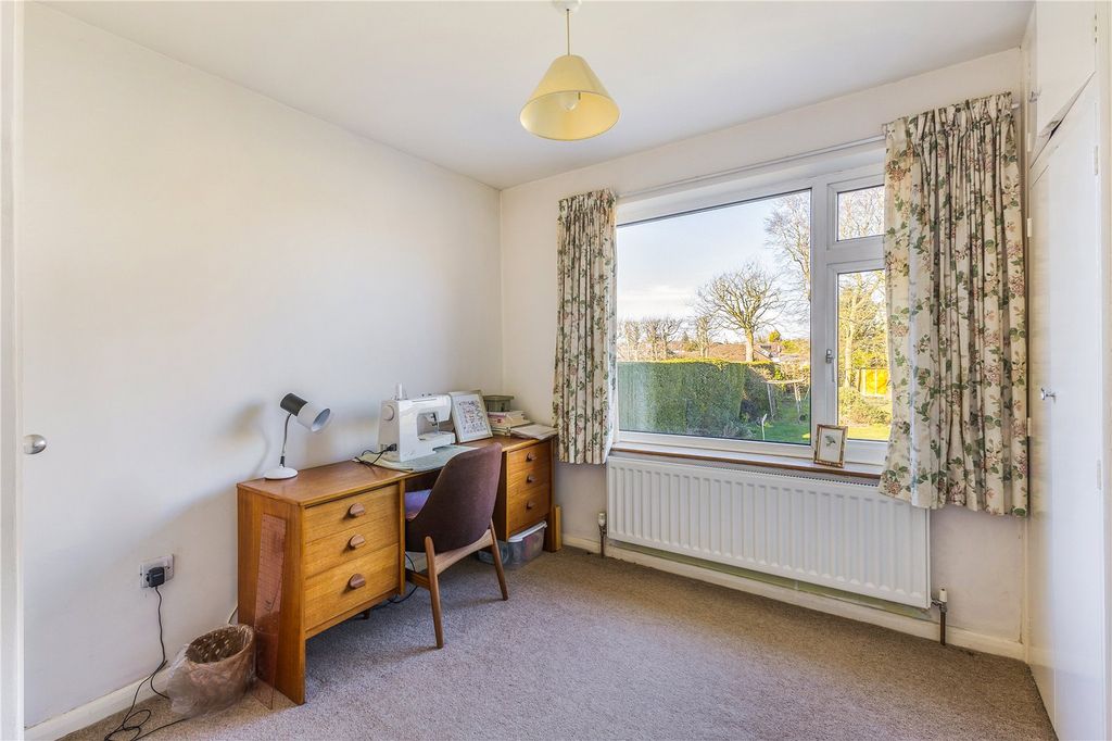 Additional image 16 of 4 bed detached house for saleThe Avenue, Dunstable, Bedfordshire LU6