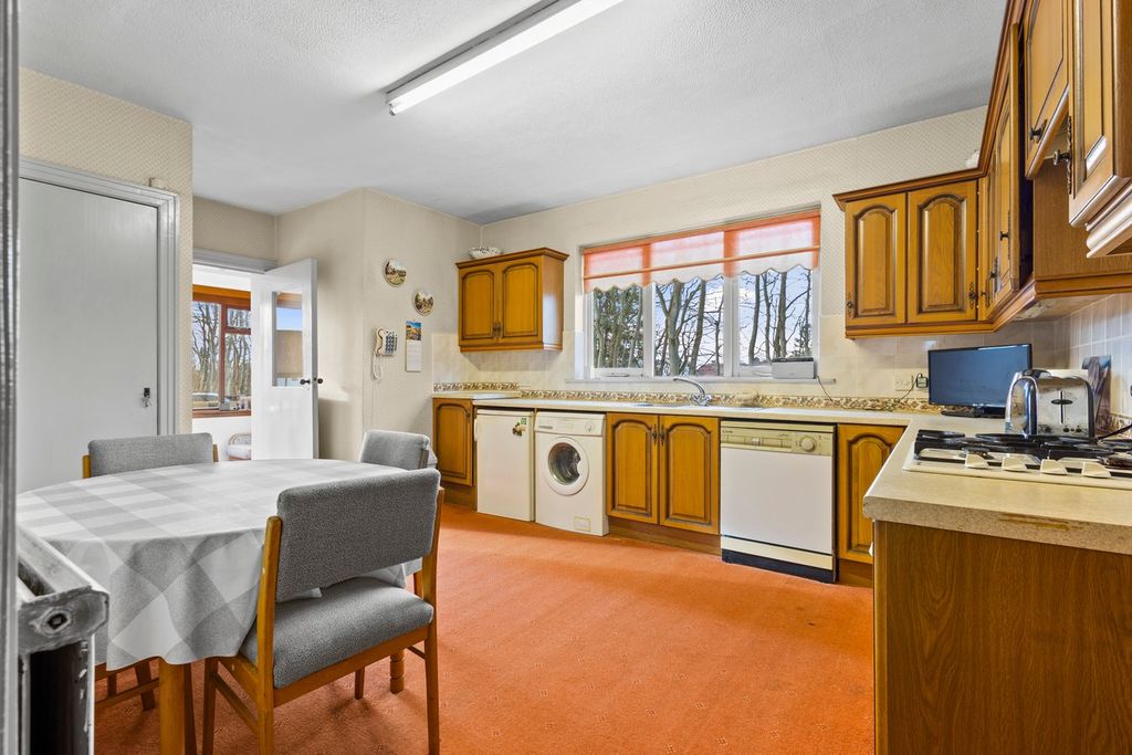 Additional image 8 of 2 bed detached bungalow for saleLondon Road, Kilmarnock KA3