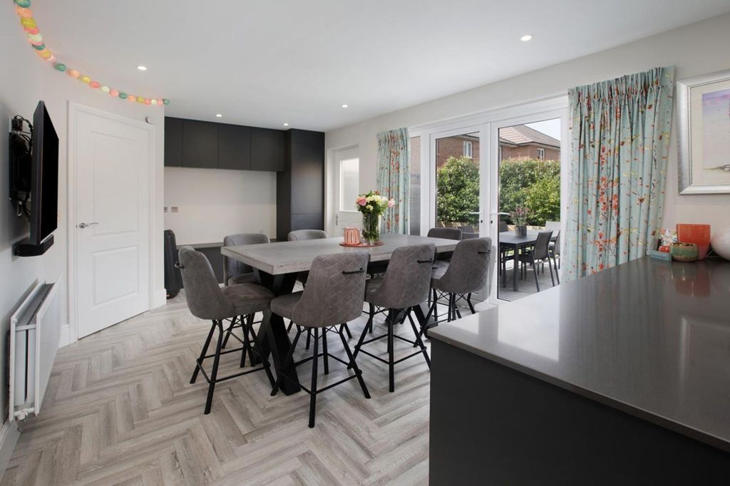 Additional image 7 of 4 bed detached house for saleCurlew Way, Dawlish EX7