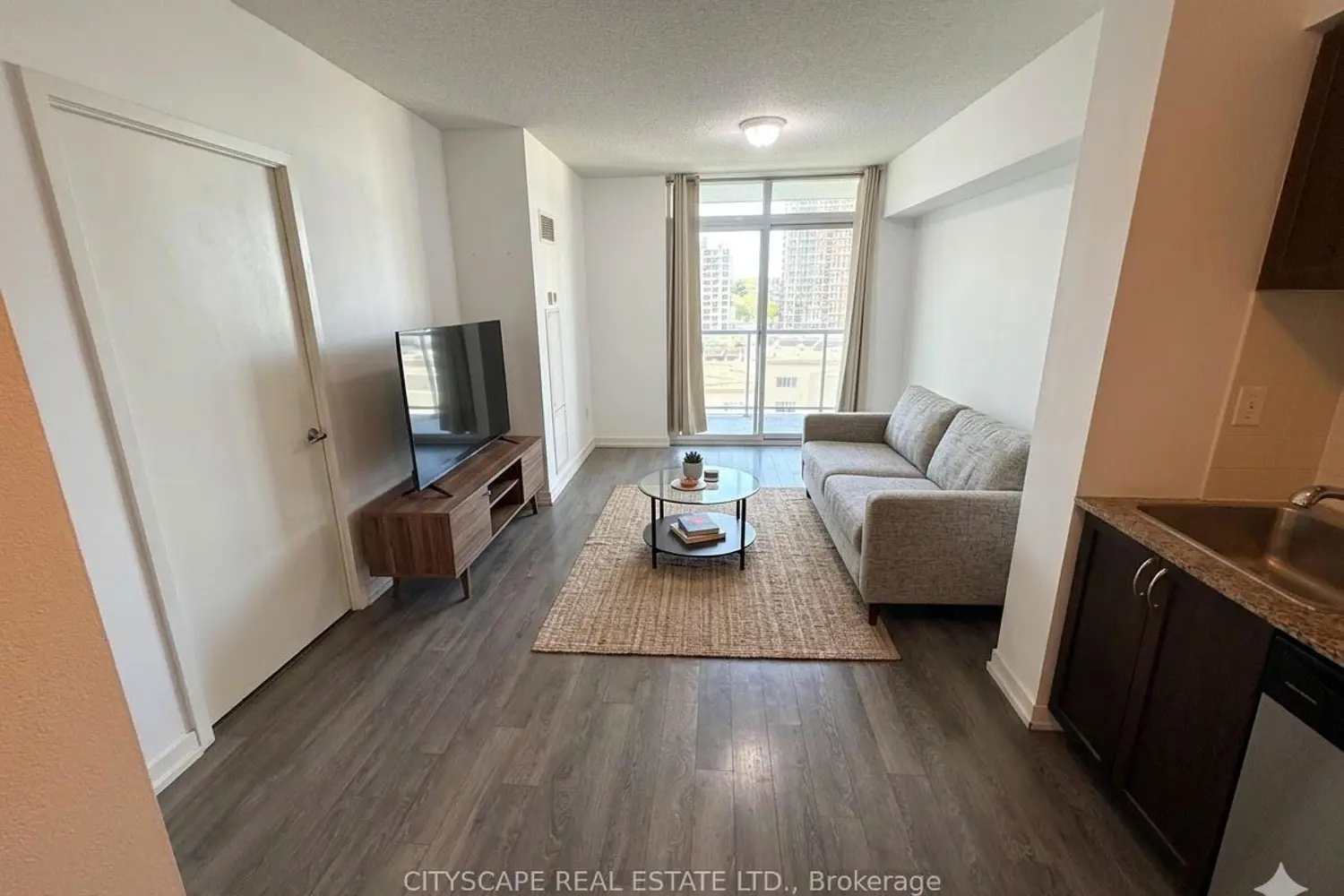 Additional image 4 of 816 Lansdowne Avenue 801