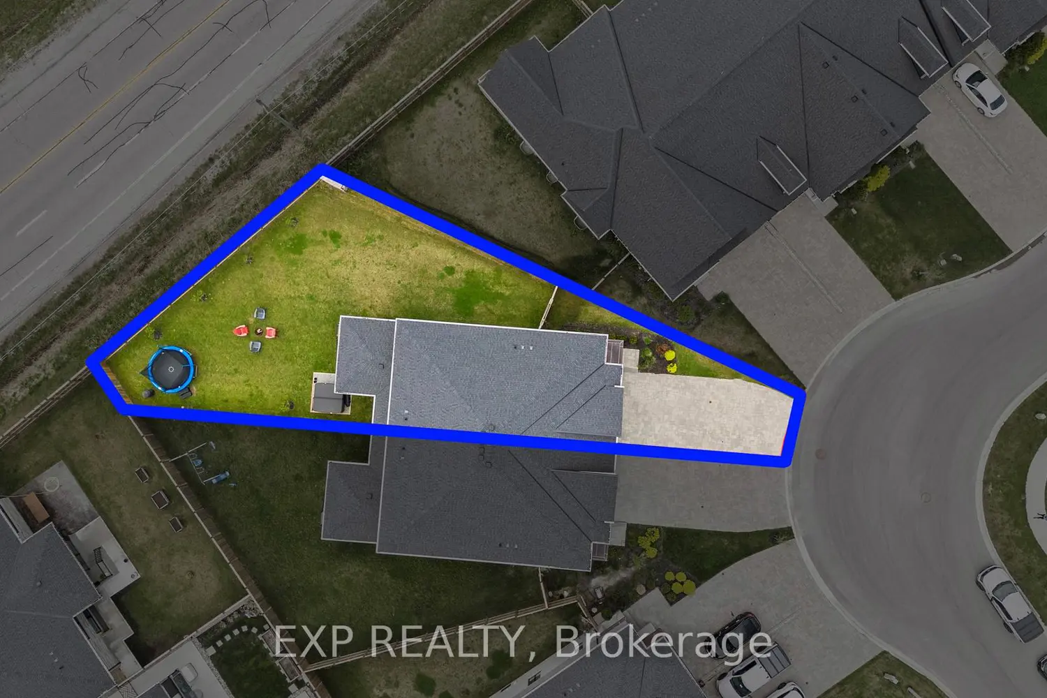 Additional image 10 of 3919 Mitchell Crescent