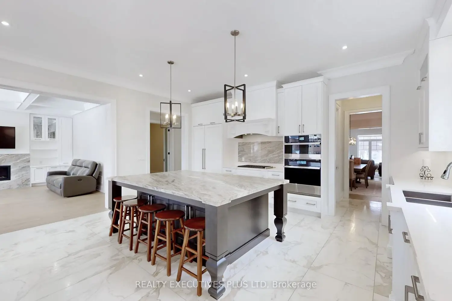 Additional image 3 of 1771 Woodview Avenue
