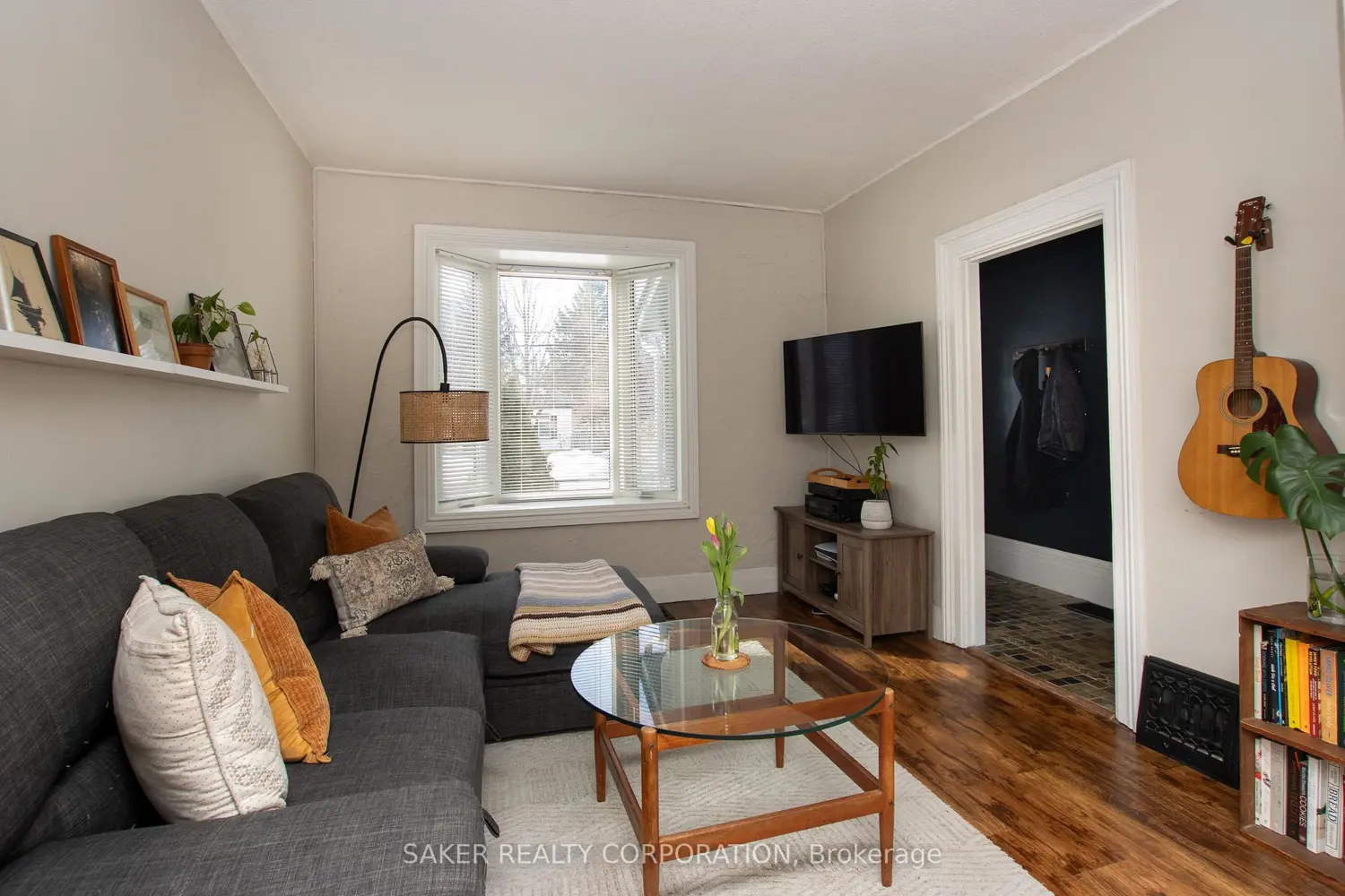 Additional image 3 of 688 William Street