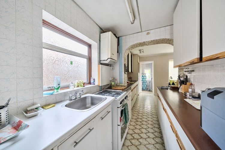 Additional image 8 of 3 bed flat for saleHolyrood Gardens, Edgware, London HA8