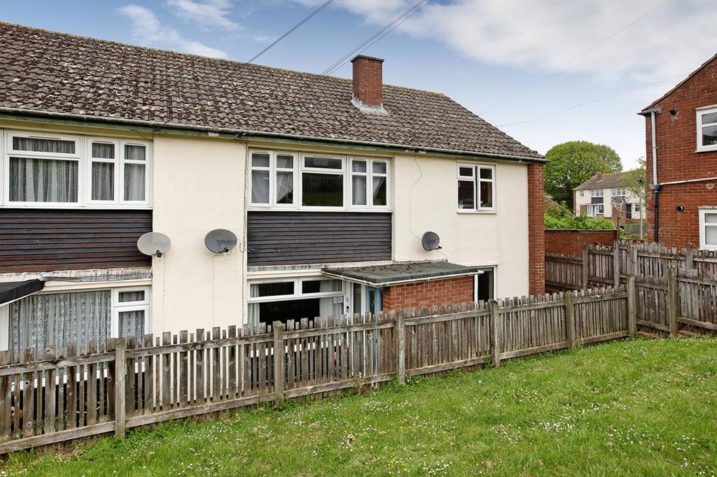 2 bed flat for saleCoronation Avenue, Dawlish EX7