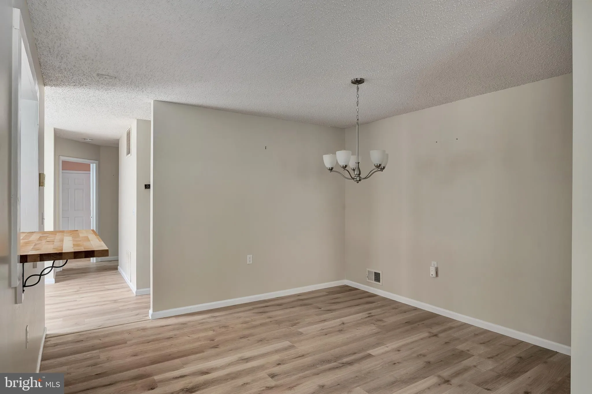 Additional image 36 of 98 Pine Oak Boulevard, Barnegat, NJ 08005
