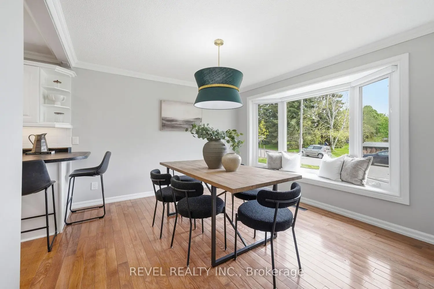 39 Anstead Crescent photo 4