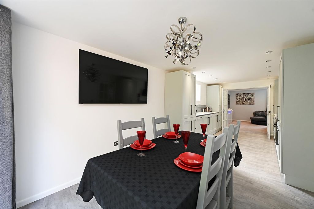 Additional image 11 of 3 bed detached bungalow for saleLangdale Drive, Dronfield S18