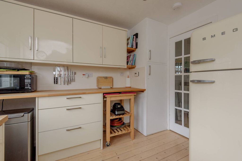 Additional image 12 of 3 bed terraced house for sale2 Lady Jane Gardens, North Berwick EH39