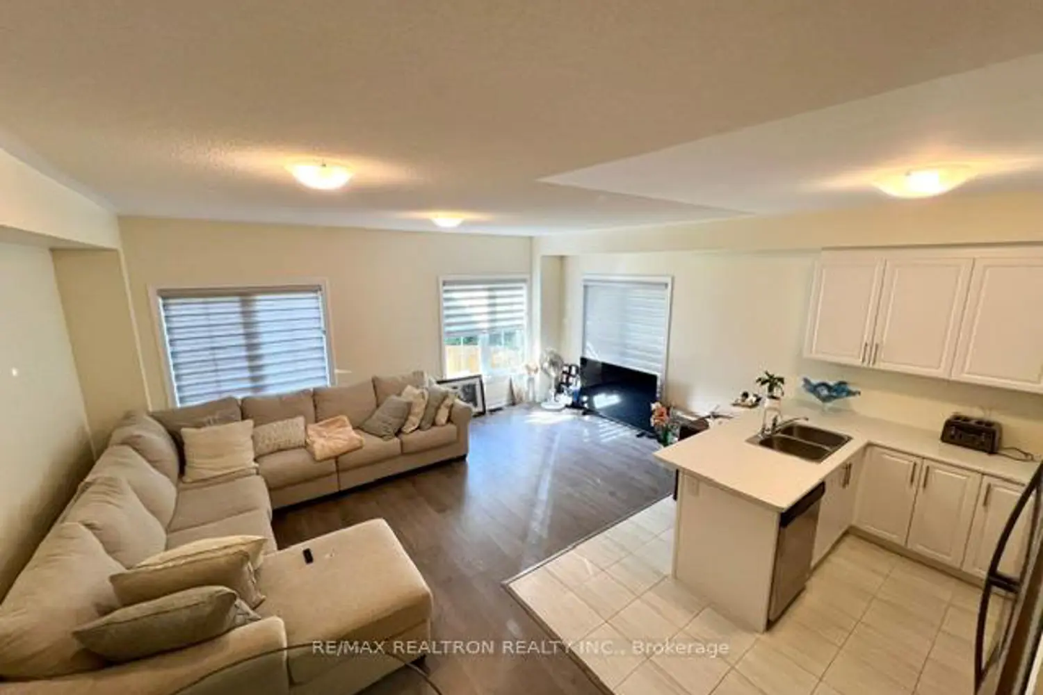 Additional image 6 of 166 Winters Way