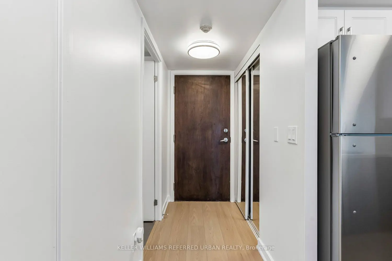 Additional image 6 of 12 Yonge Street 1103