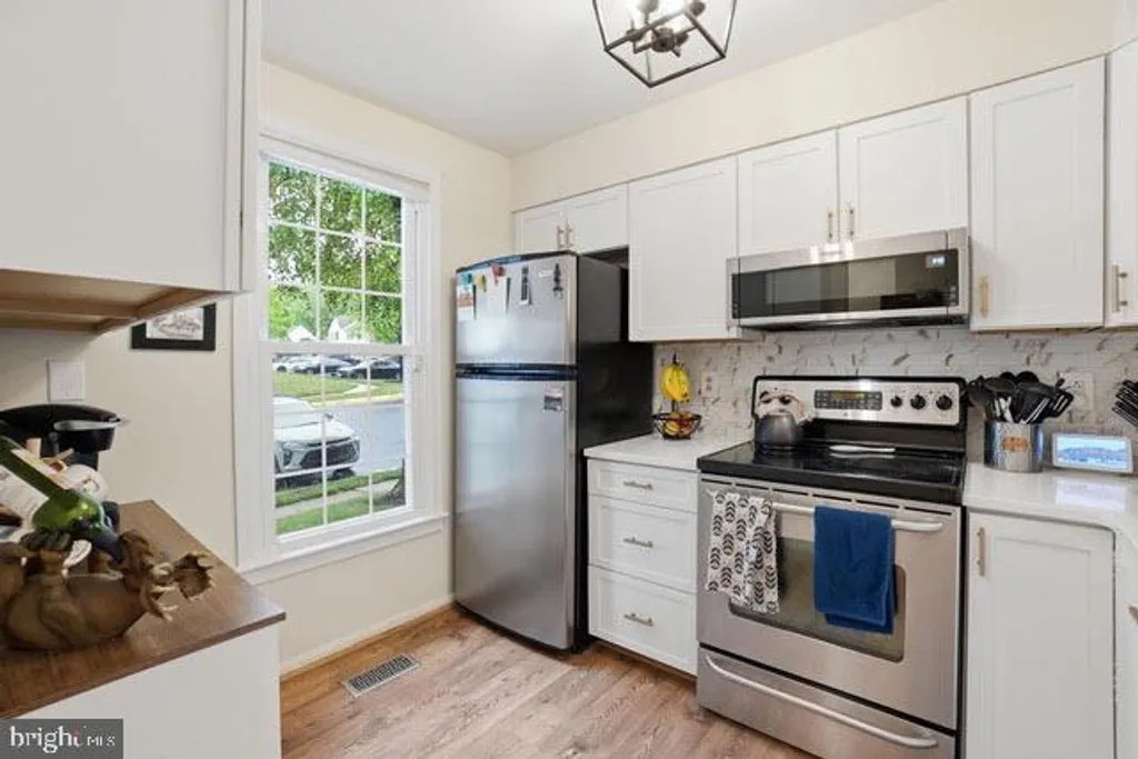 Additional image 11 of 6320 Chimney Wood Court, Alexandria, VA 22306
