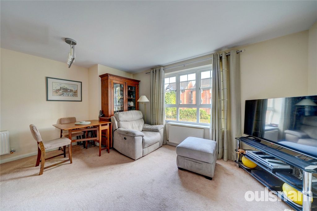 Additional image 4 of 2 bed flat for saleSt. Andrews Road, Droitwich, Worcestershire WR9