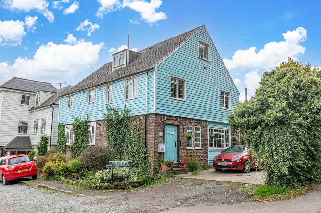 3 bed maisonette for saleLewes Road, Forest Row RH18