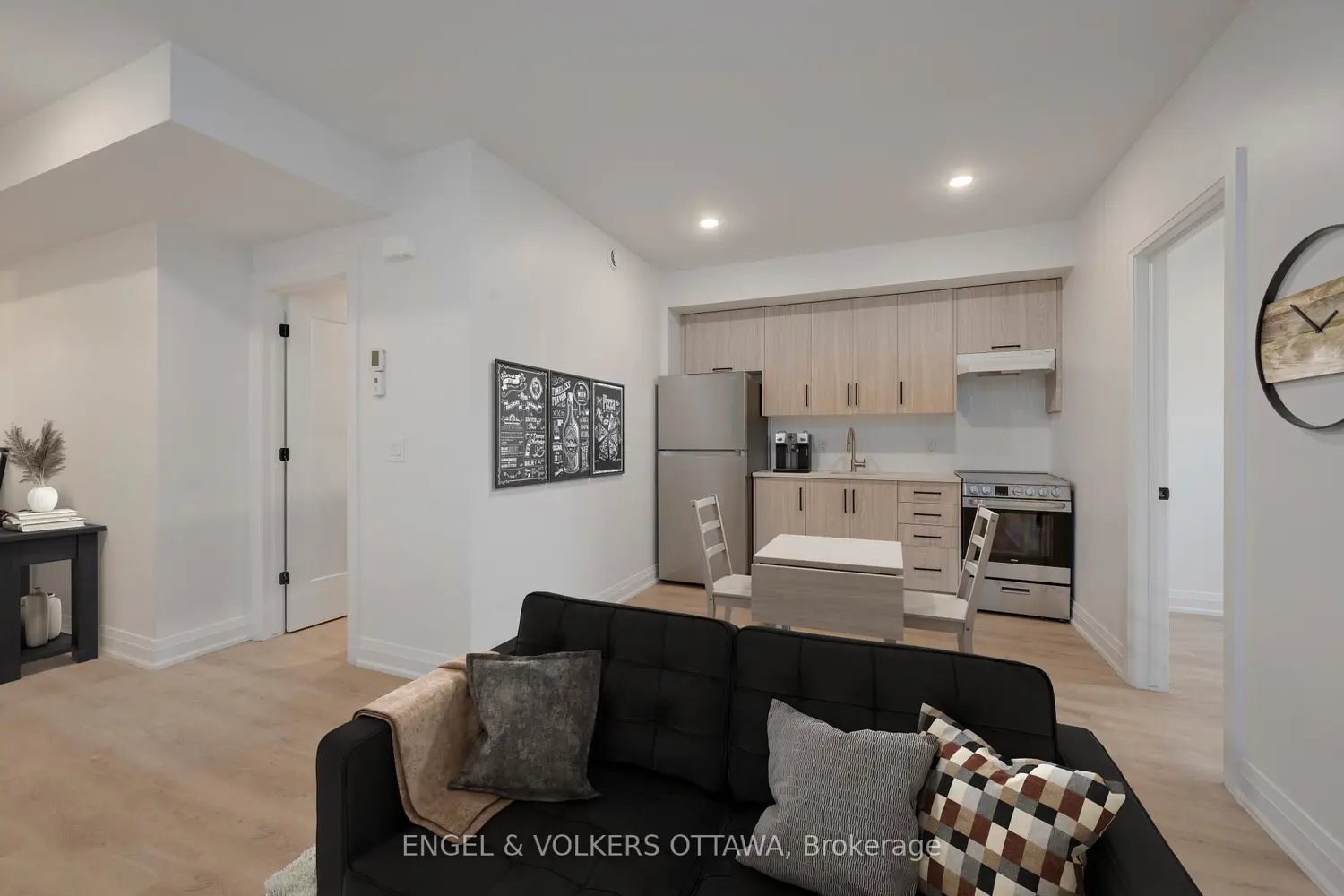 Additional image 16 of 75A Granton Avenue