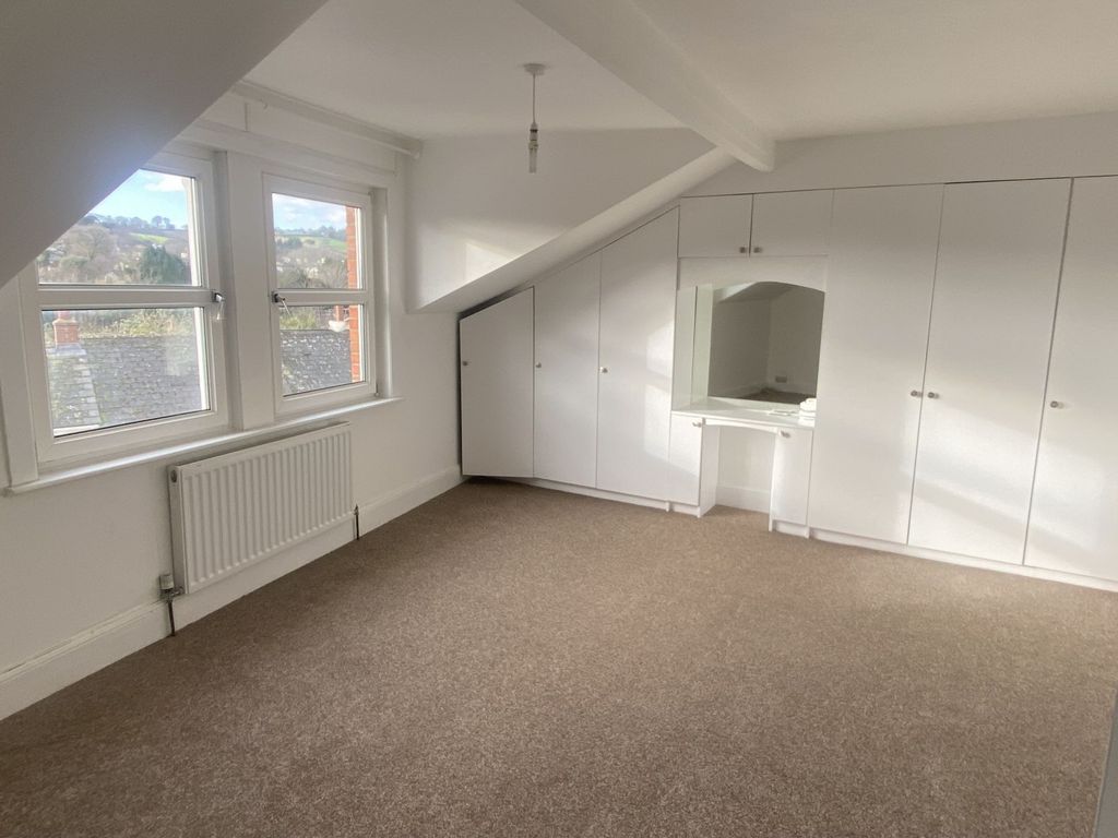 3 bed flat for salePark Road, Dawlish EX7 photo 5