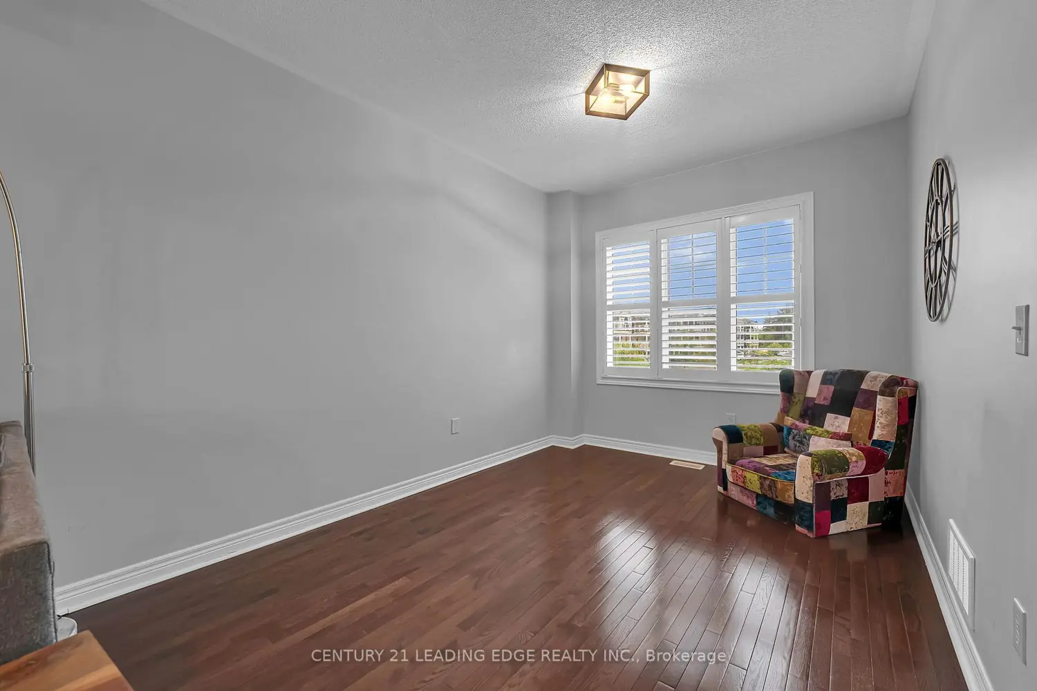 Additional image 10 of 1727 Carousel Drive