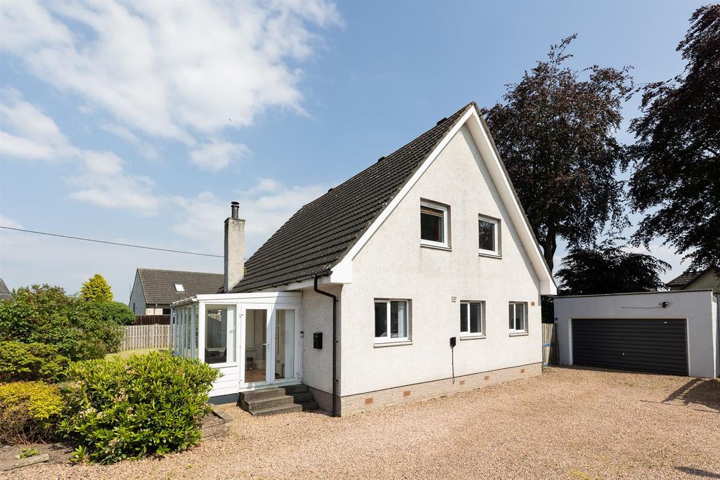 4 bed property for saleJames Place, Stanley, Perth PH1