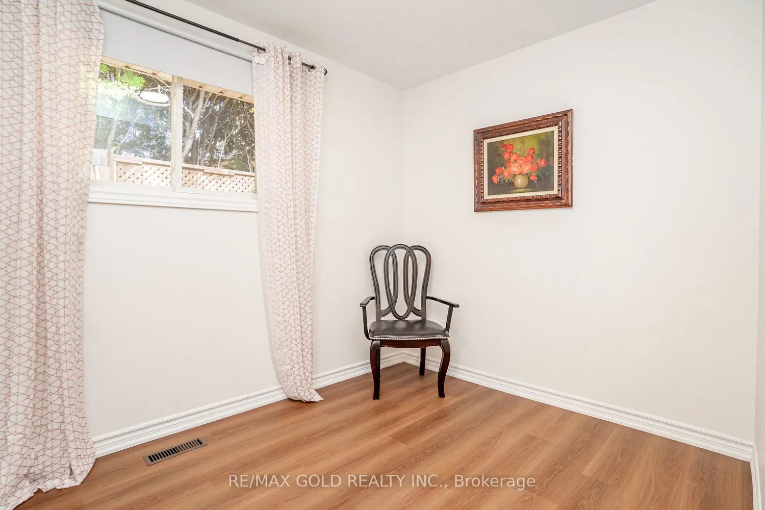 Additional image 12 of 75 Mancroft Crescent