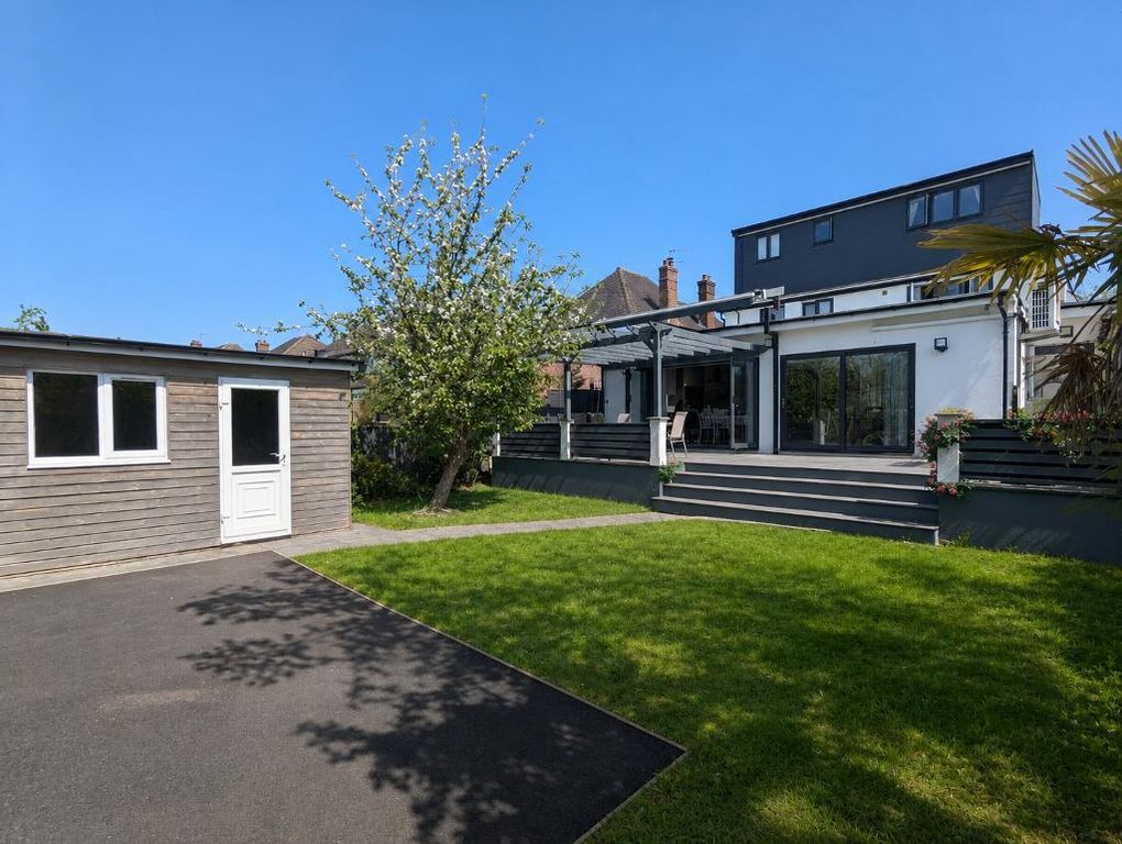 Additional image 27 of 7 bed detached house for saleEdgwarebury Lane, Edgware, London HA8
