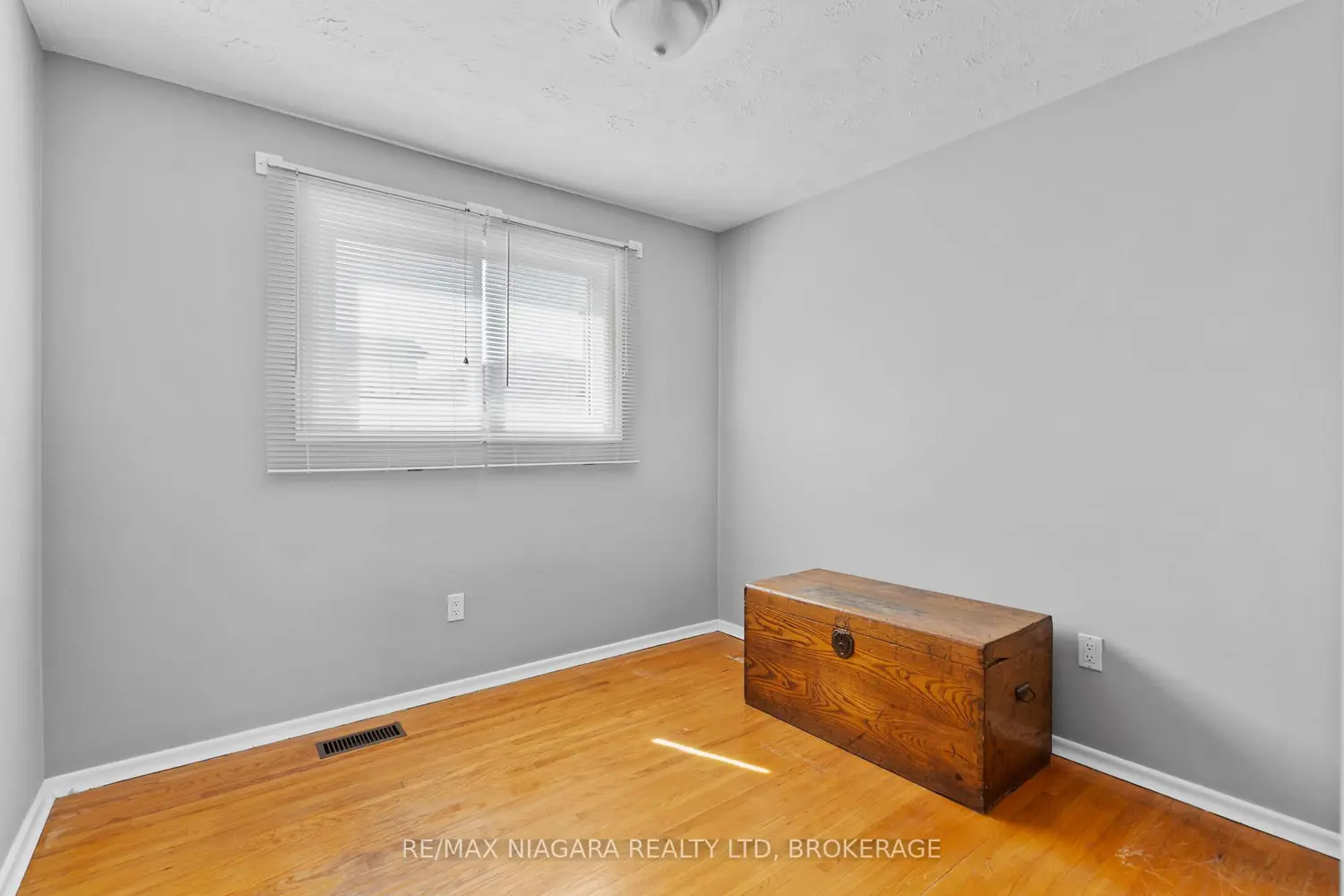 Additional image 7 of 6650 Hawkins Street