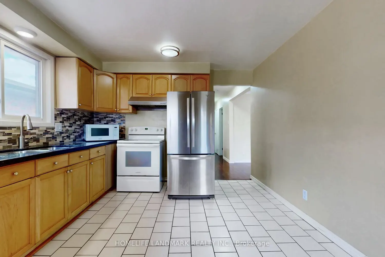 Additional image 7 of 225 Pineway Boulevard