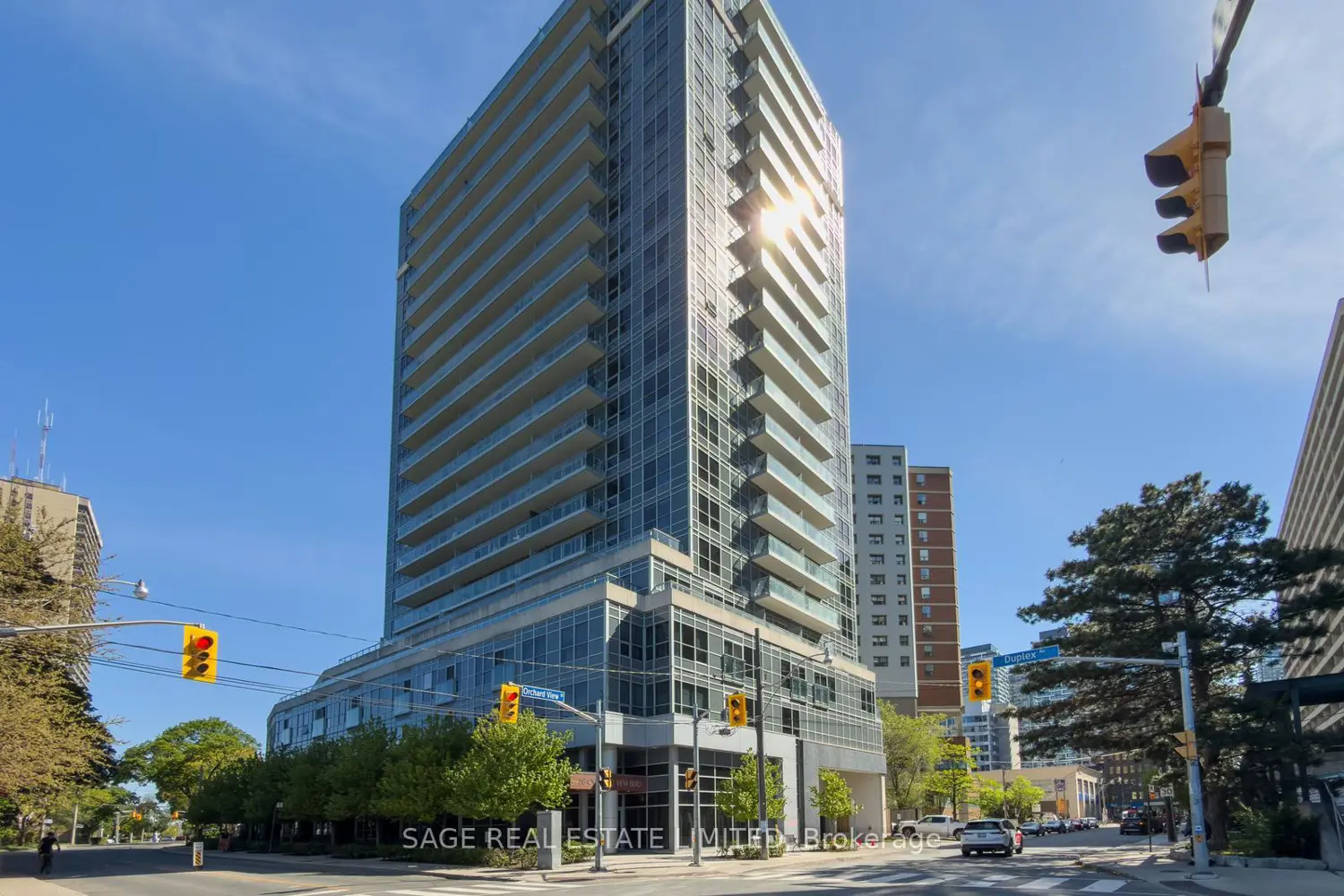Additional image 11 of 58 Orchard View Boulevard 313