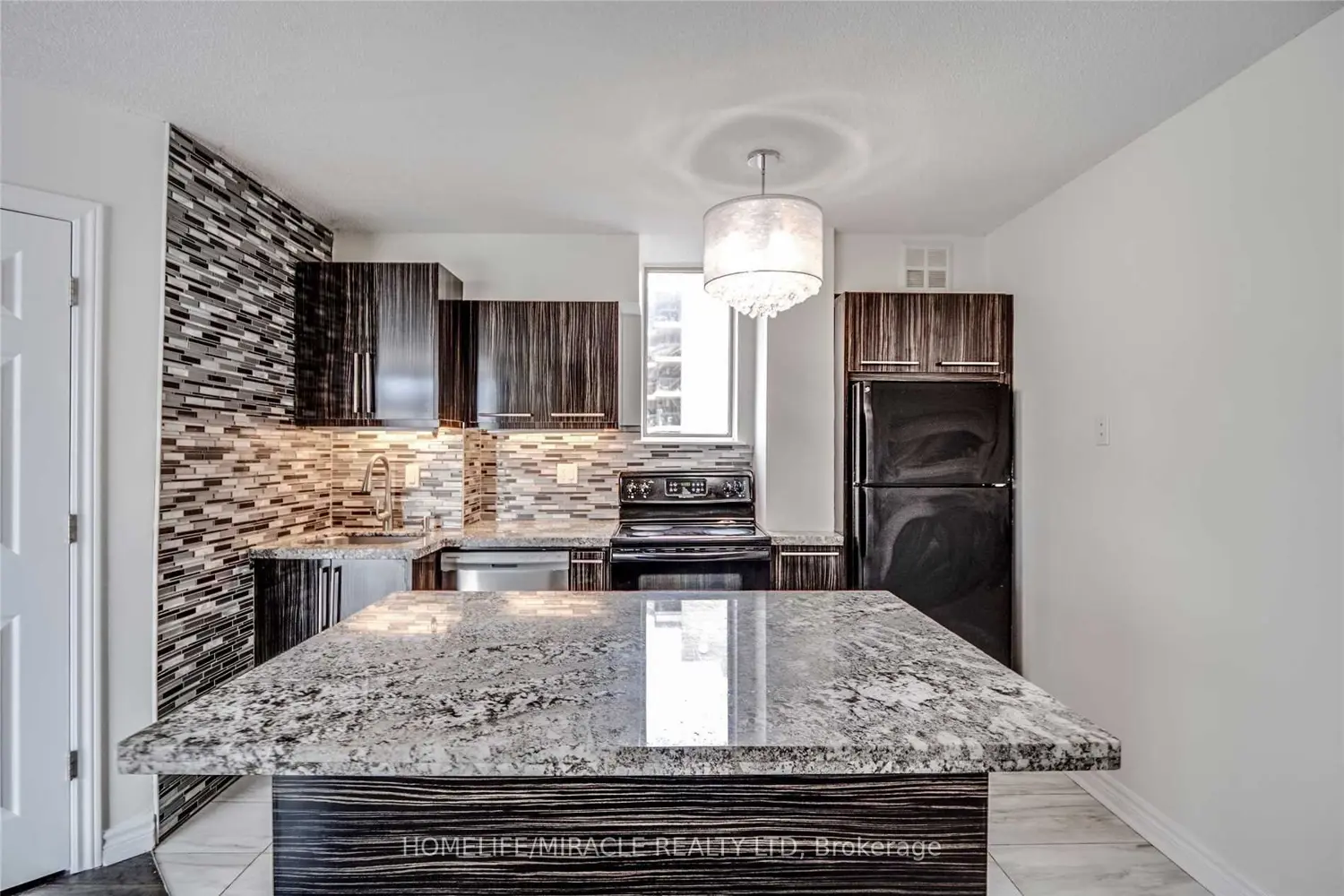 Additional image 10 of 95 Lombard Street 605
