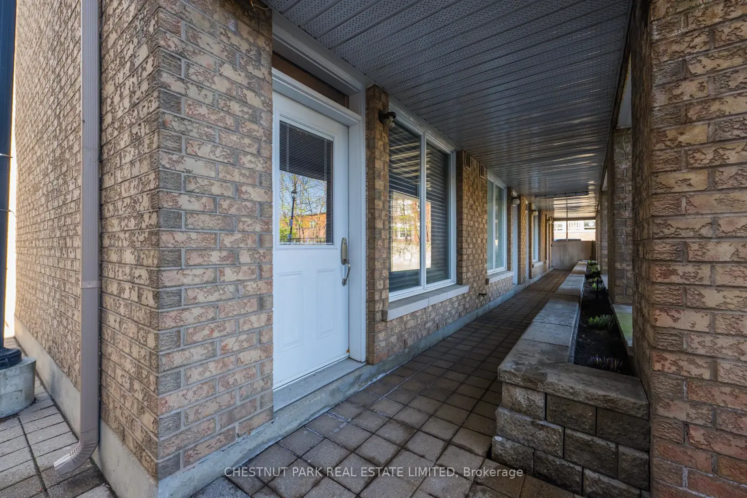Additional image 17 of 140 Bathurst Street Th8