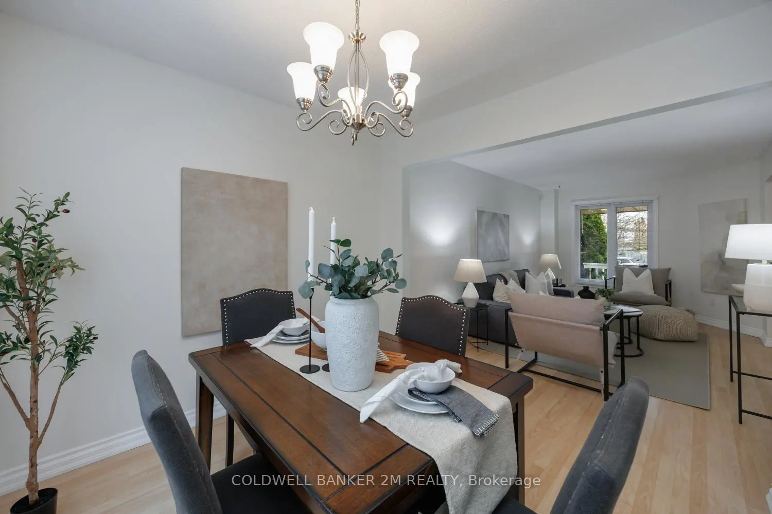 11 Yorkville Drive photo 3