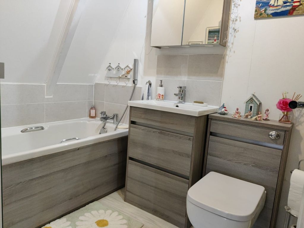 Additional image 16 of 2 bed chalet for sale14 Deercroft Hunters Holiday Village, Dunoon PA23