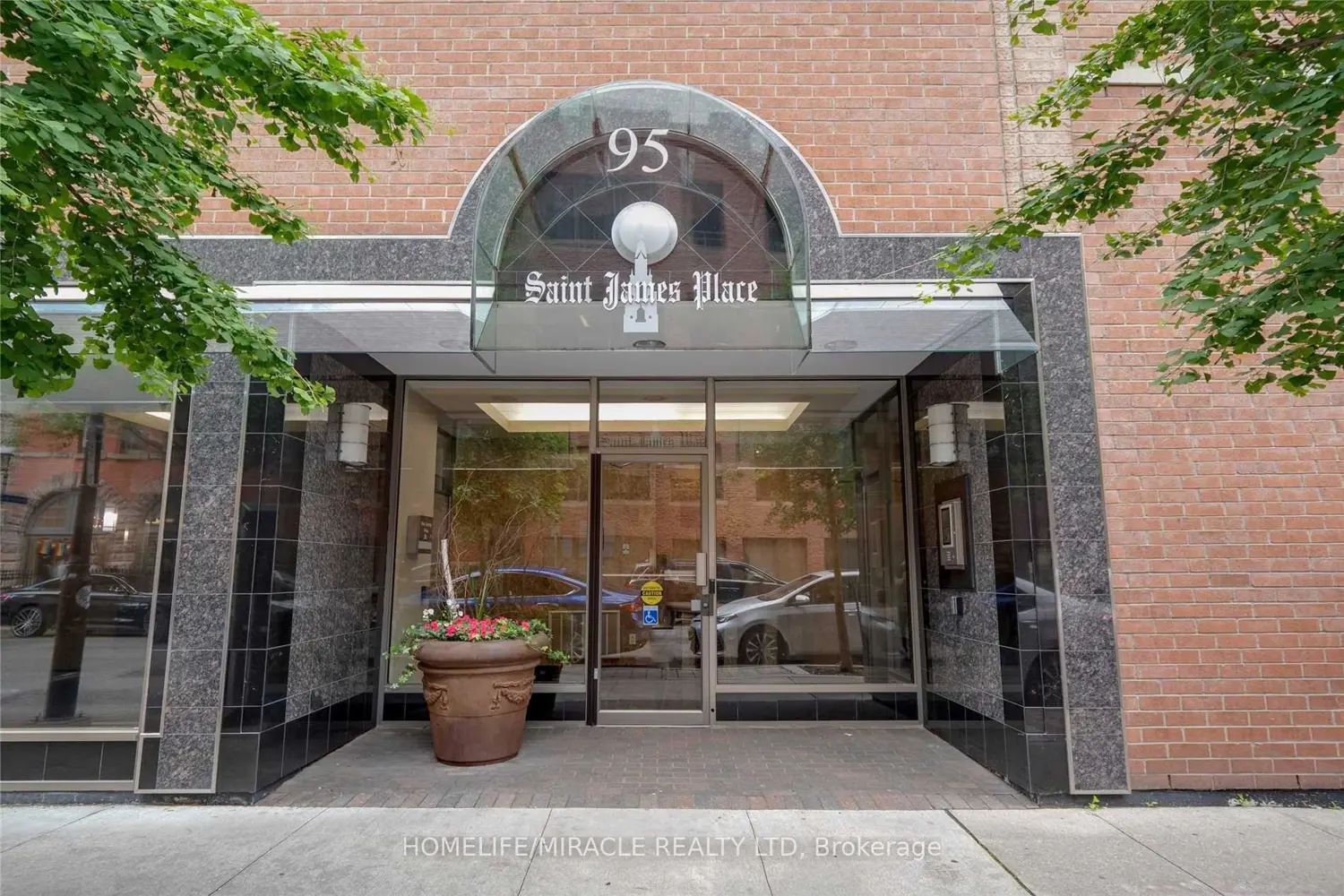 95 Lombard Street 605
