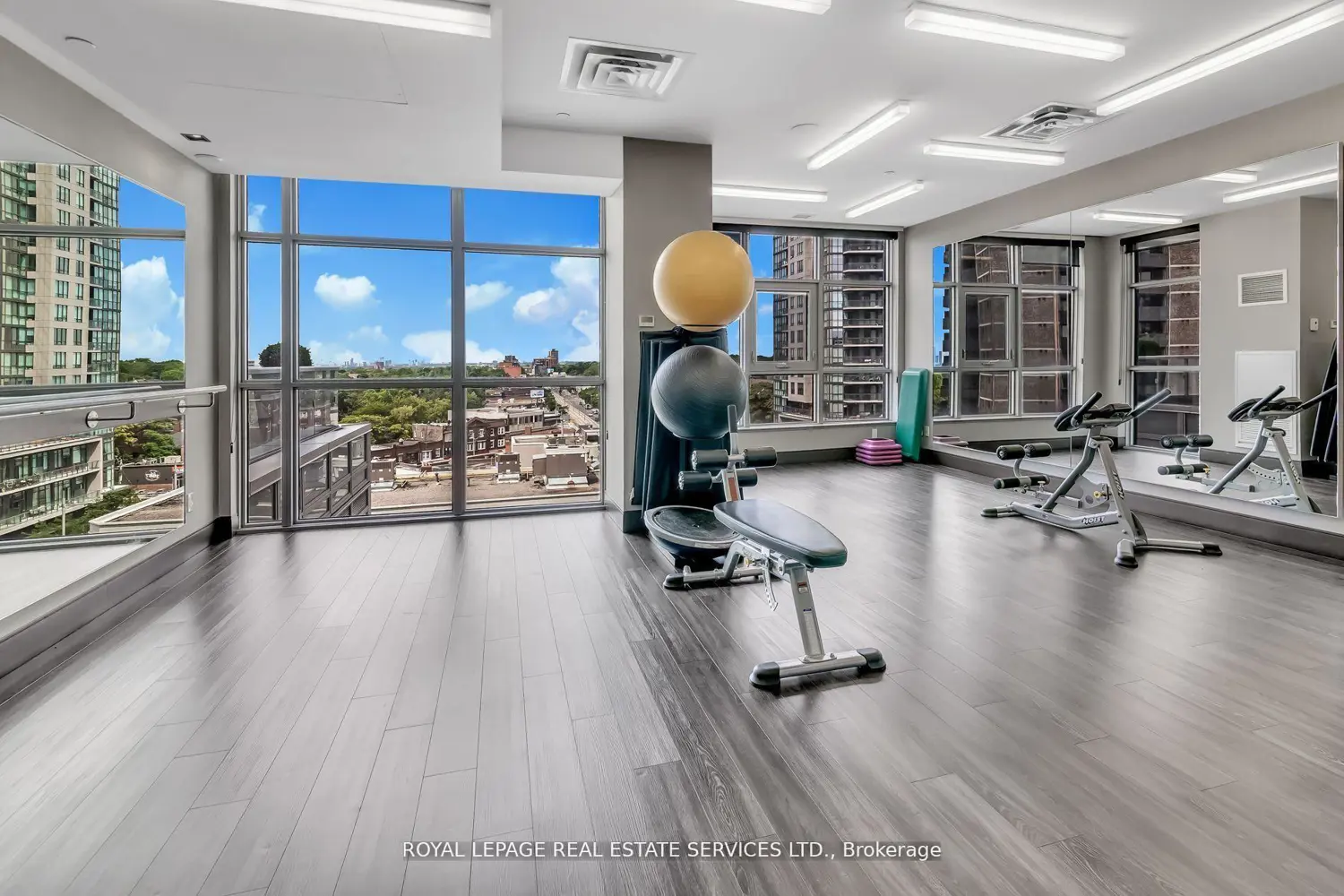 Additional image 11 of 501 St Clair Avenue 1104