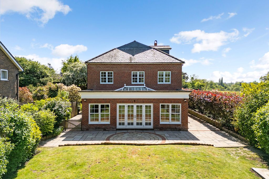 Additional image 27 of 5 bed detached house for saleNorthcroft Close, Egham TW20