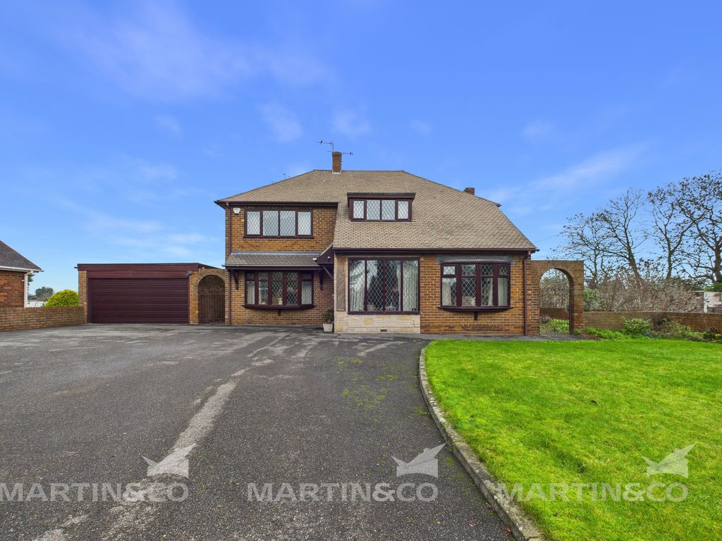 4 bed detached house for saleGreen Lane, Scawthorpe, Doncaster, South Yorkshire DN5