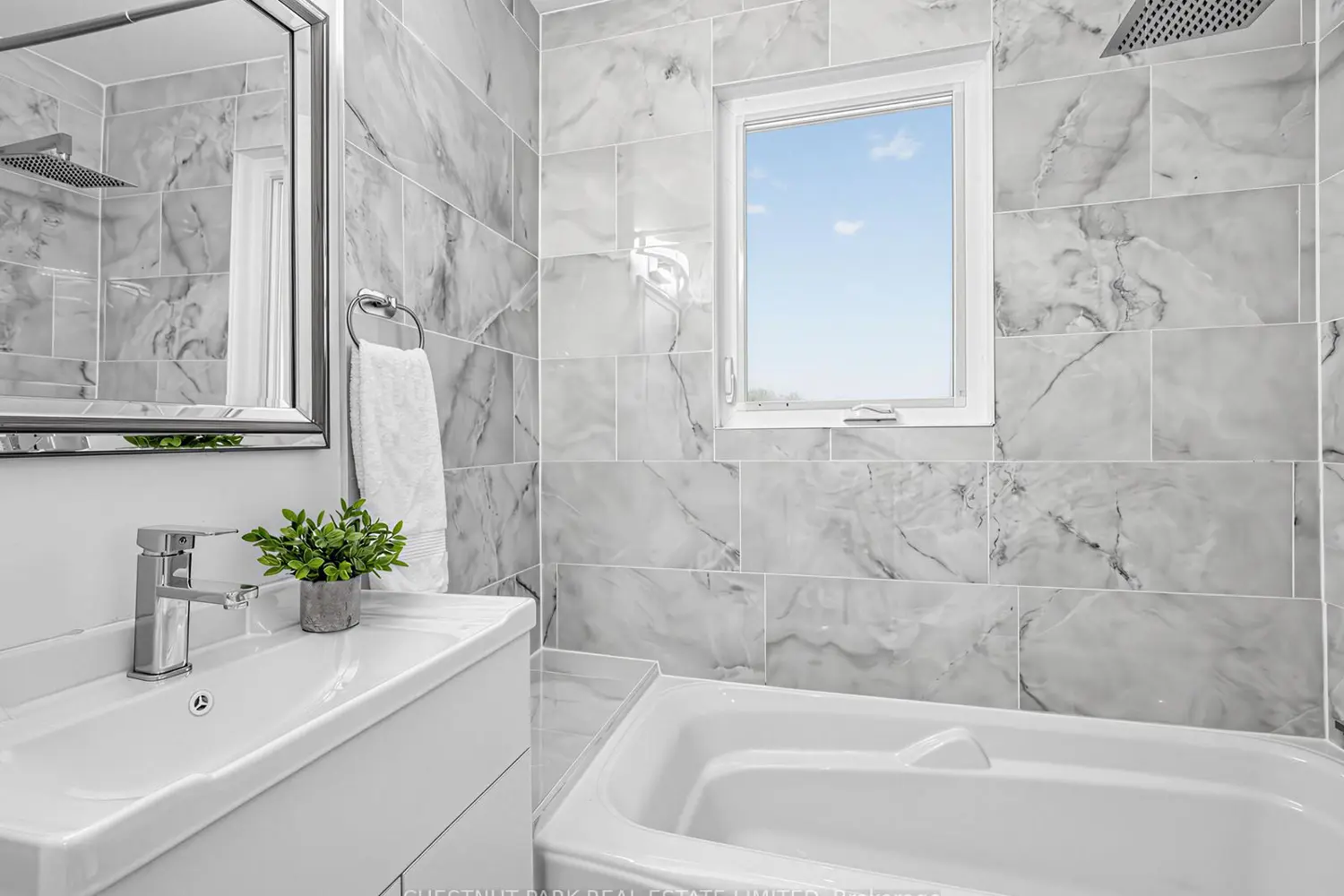 Additional image 15 of 209 Robina Avenue