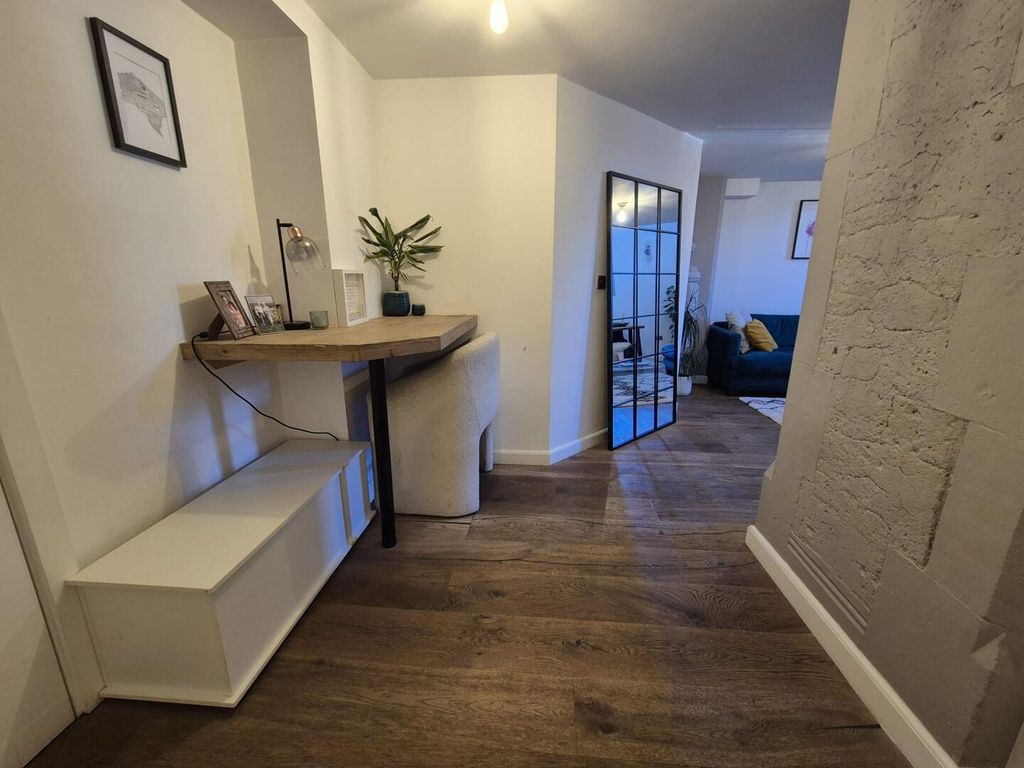 Additional image 5 of 2 bed flat for saleSteeple View Close, Hyde SK14