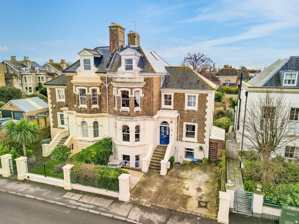 5 bed semi-detached house for saleDover Road, Walmer, Deal CT14