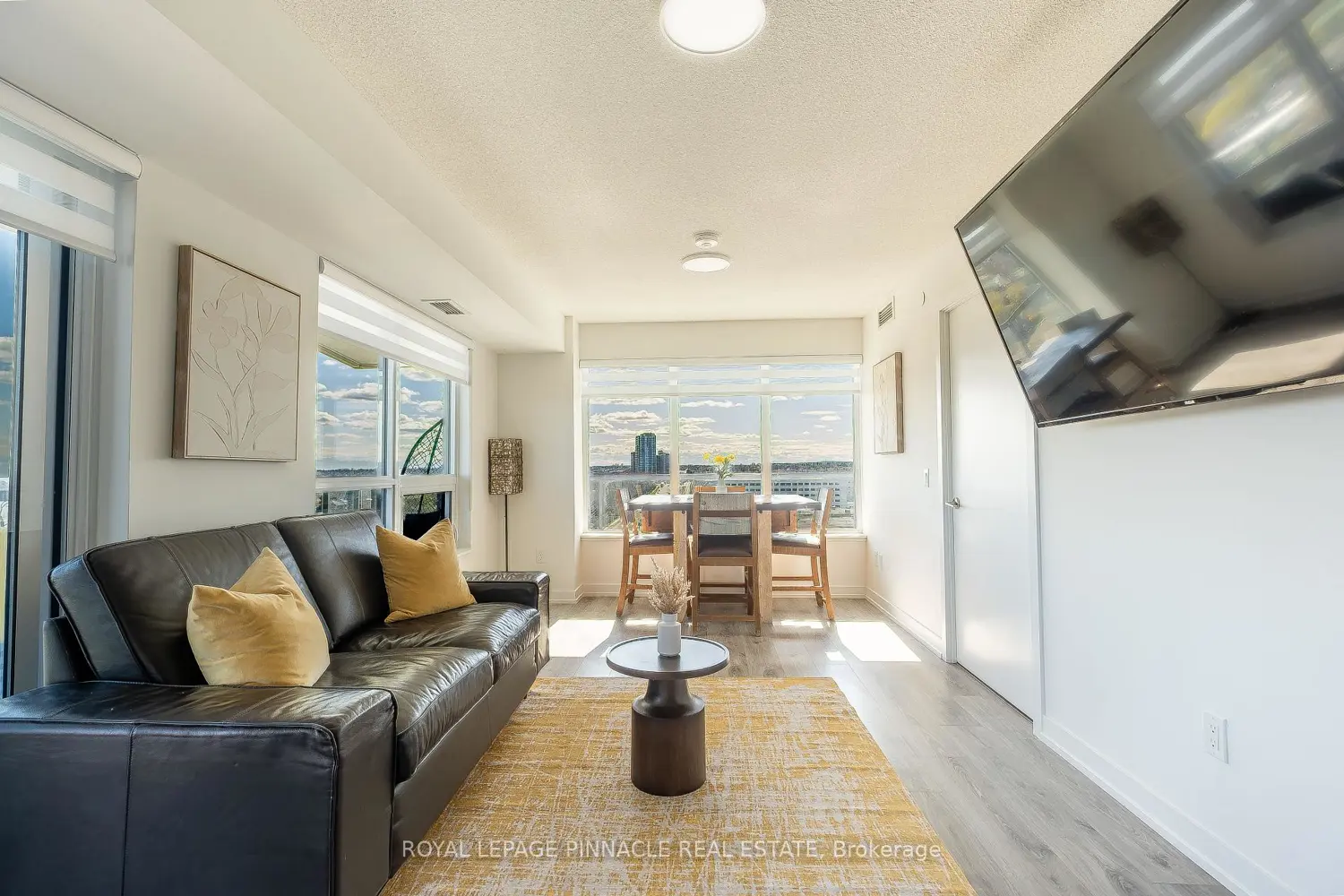 Additional image 7 of 1480 Bayly Street 1014