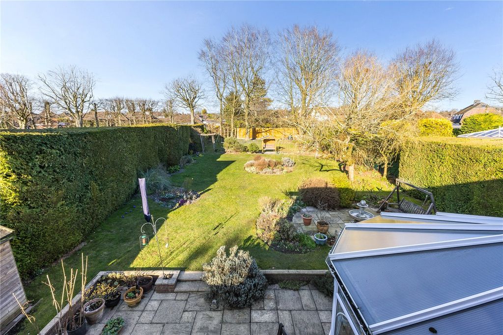 Additional image 18 of 4 bed detached house for saleThe Avenue, Dunstable, Bedfordshire LU6