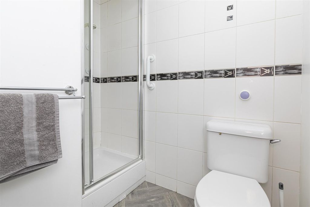 Additional image 23 of 2 bed flat for saleLaund Road, Salendine Nook, Huddersfield HD3