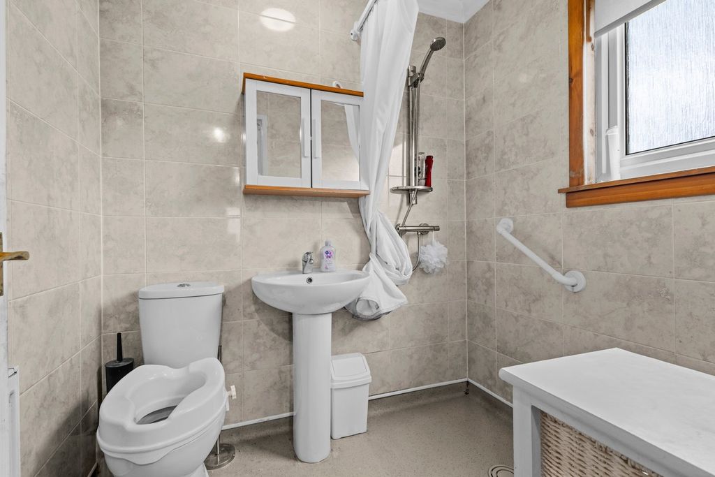 Additional image 13 of 3 bed semi-detached house for saleMaxwood Road, Galston KA4