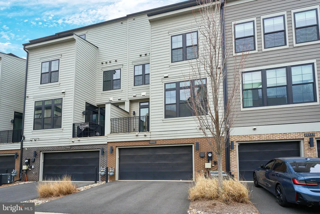 20442 Northpark Drive, Ashburn, VA 20147