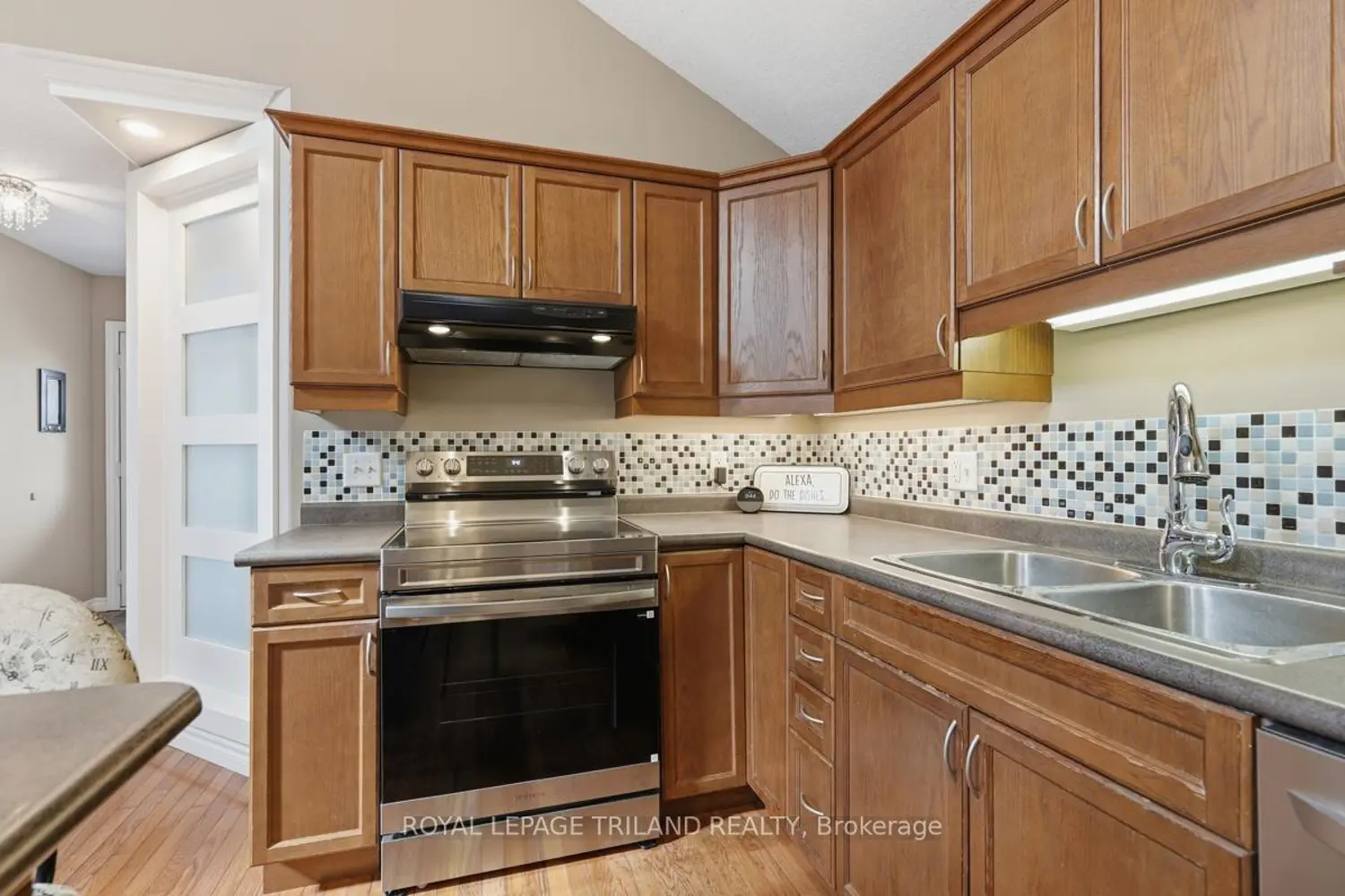 Additional image 2 of 1108 Pleasantview Drive
