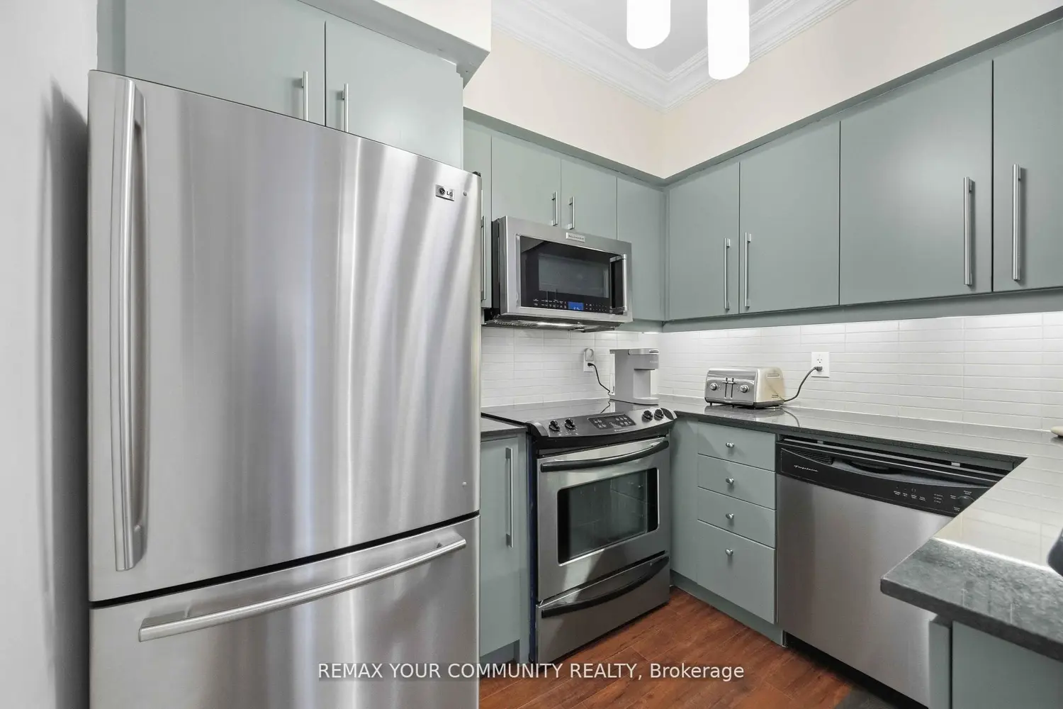 Additional image 10 of 58 Marine Parade Drive 215