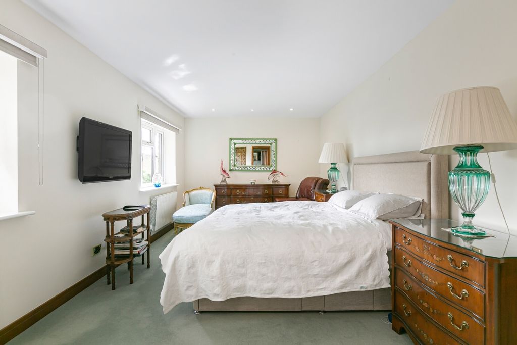 Additional image 12 of 5 bed detached house for saleAnners Close, Egham, Surrey TW20