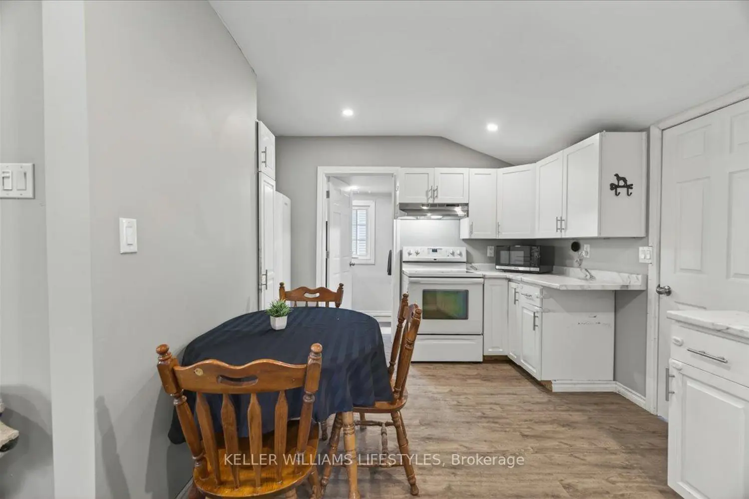 Additional image 7 of 30 Queen Street